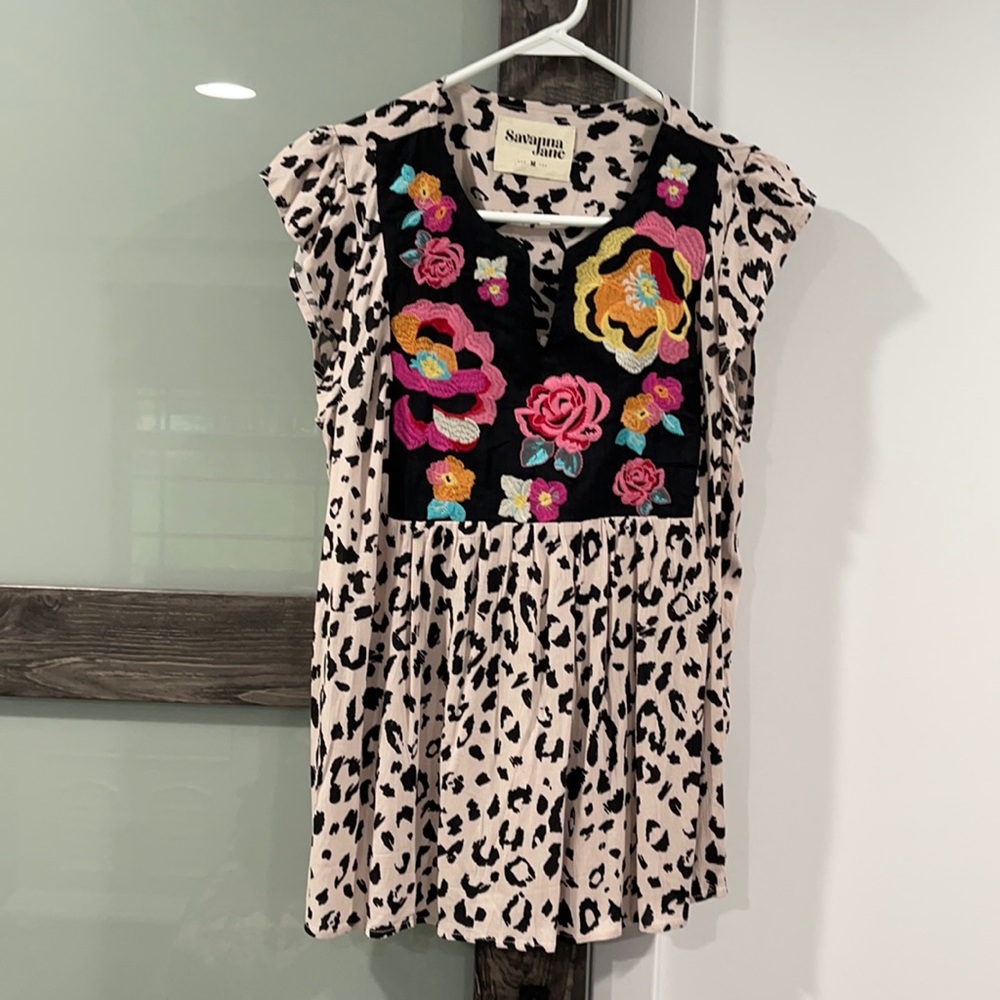 Savanna Jane embroidered top